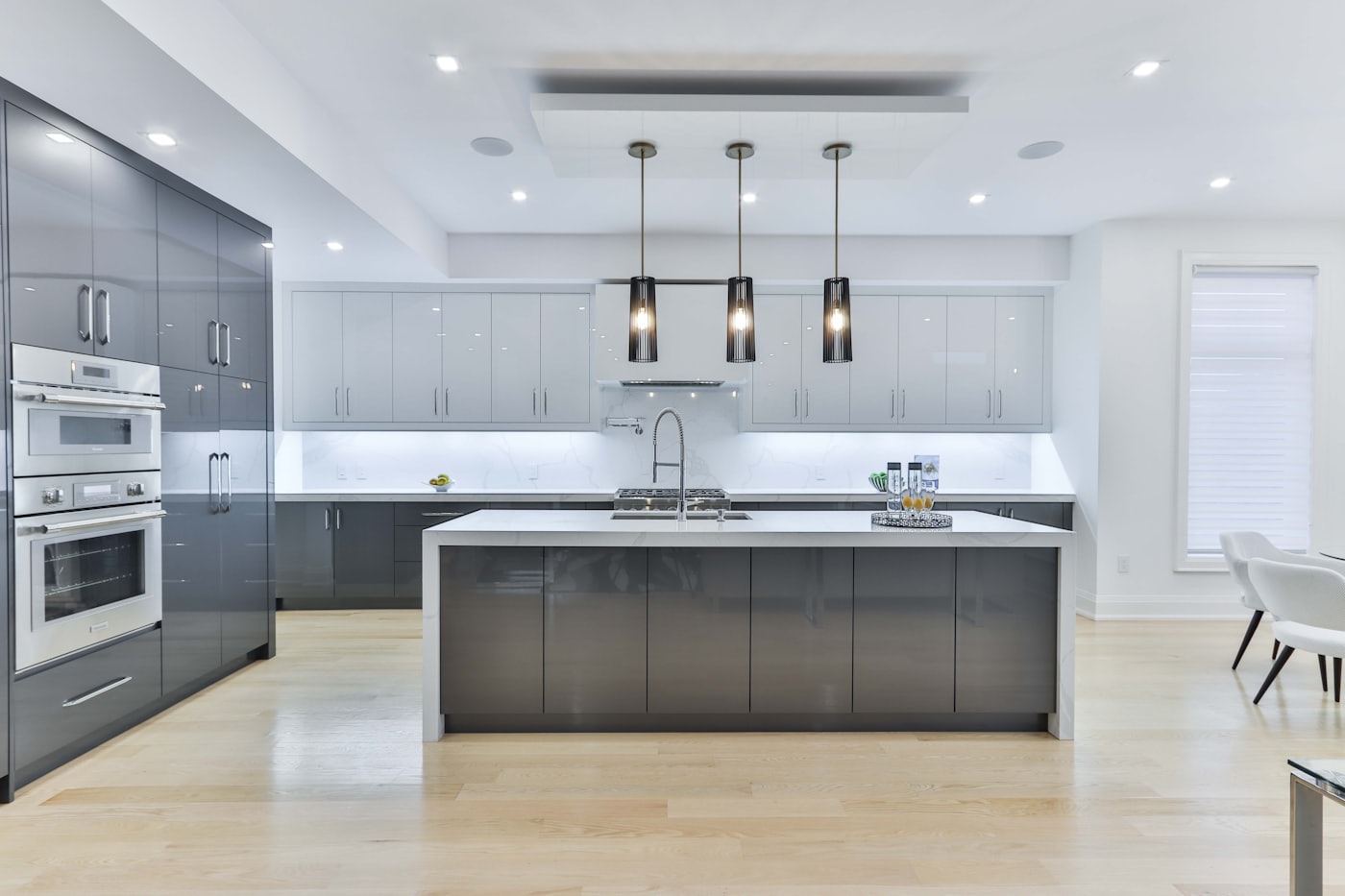 Kitchen lighting and appliance connection